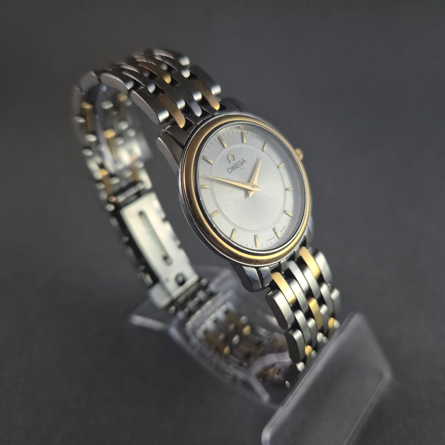 Luxuriöse Omega Damenarmbanduhr – Zeitlose Eleganz in Gold-Bicolor