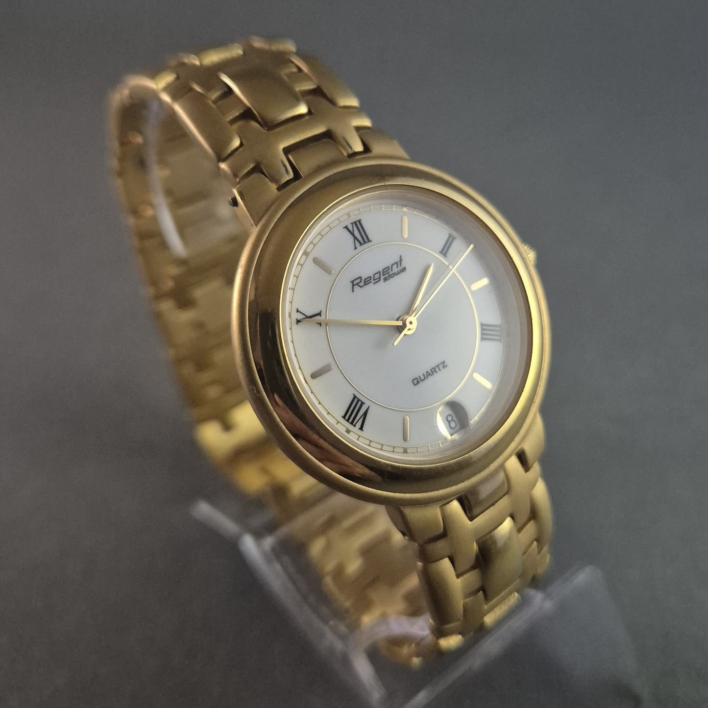 Klassische Regent Herrenarmbanduhr – Goldene Eleganz mit zeitlosem Stil