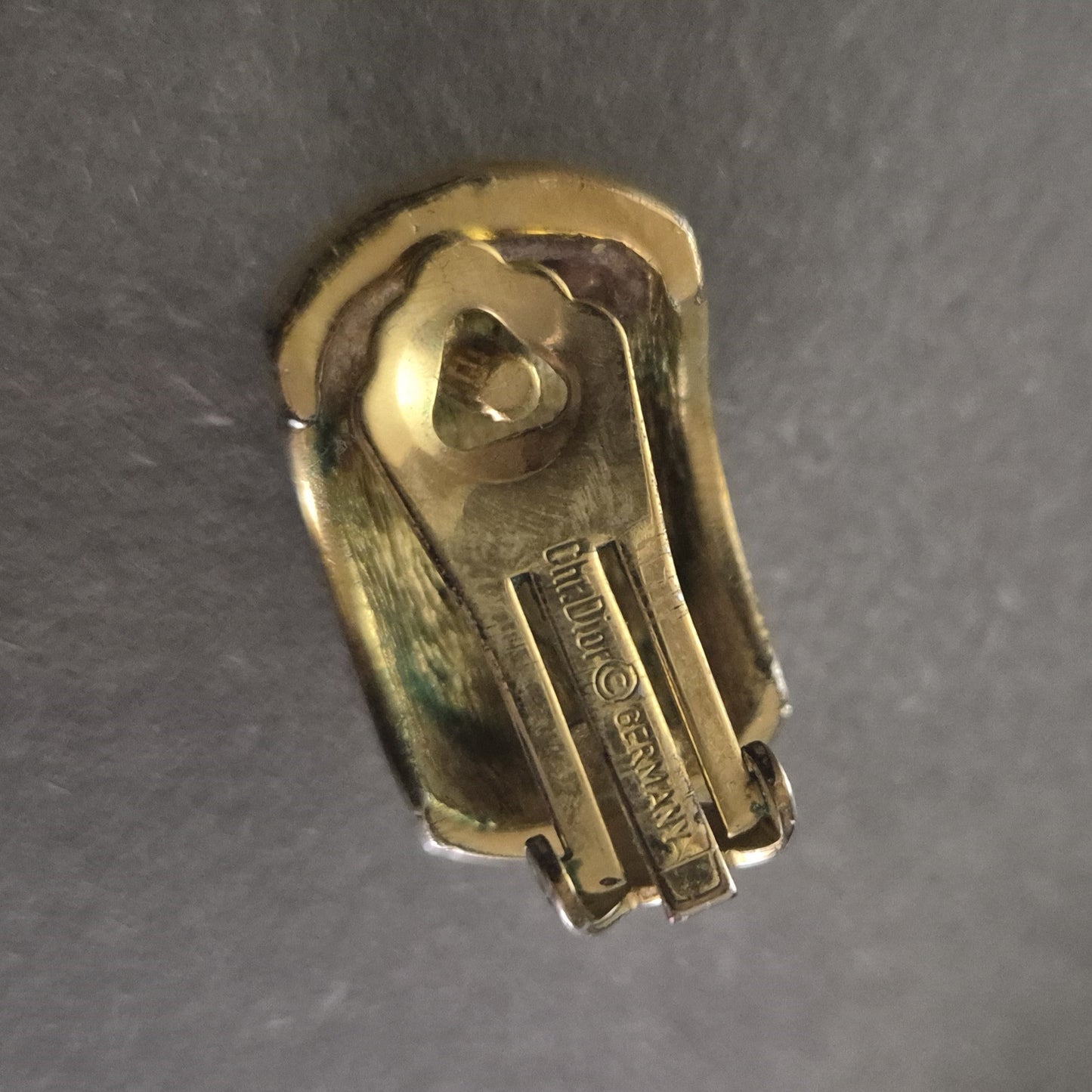 Christian Dior Vintage-Ohrringe – Vergoldete Designer-Clips aus Deutschland