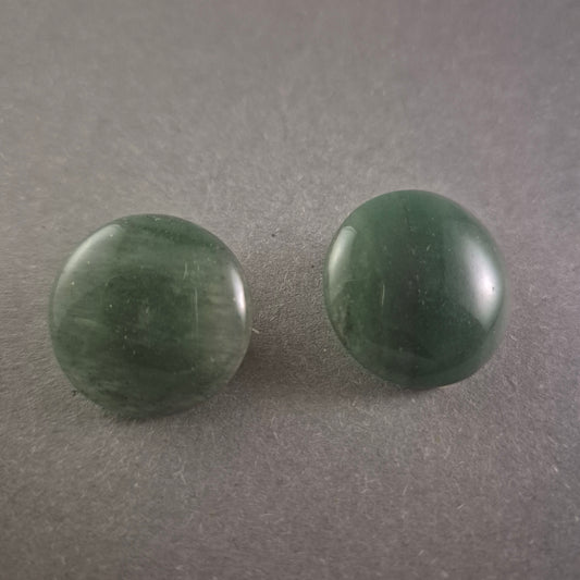 Vintage Clip-Ohrringe aus grünem Aventurin – Eleganter Naturstein-Look