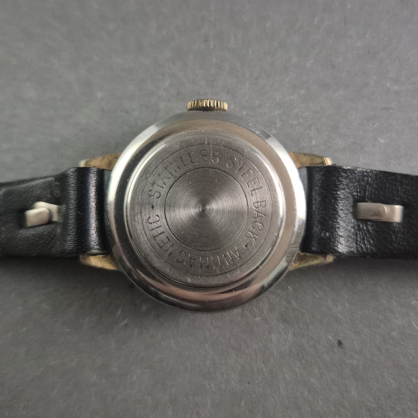 Vintage Joss Herrenarmbanduhr – Klassisches Design mit mechanischem Uhrwerk