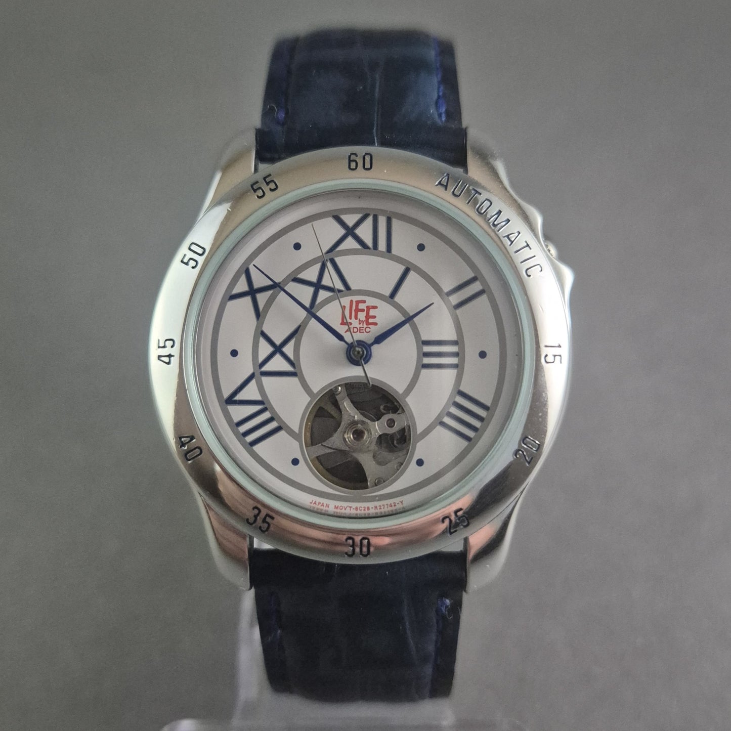 Exklusive LIFE by ADEC Automatikuhr – Klassisches Design mit Sichtfenster