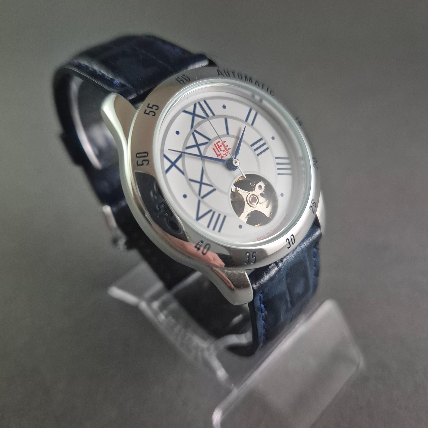 Exklusive LIFE by ADEC Automatikuhr – Klassisches Design mit Sichtfenster