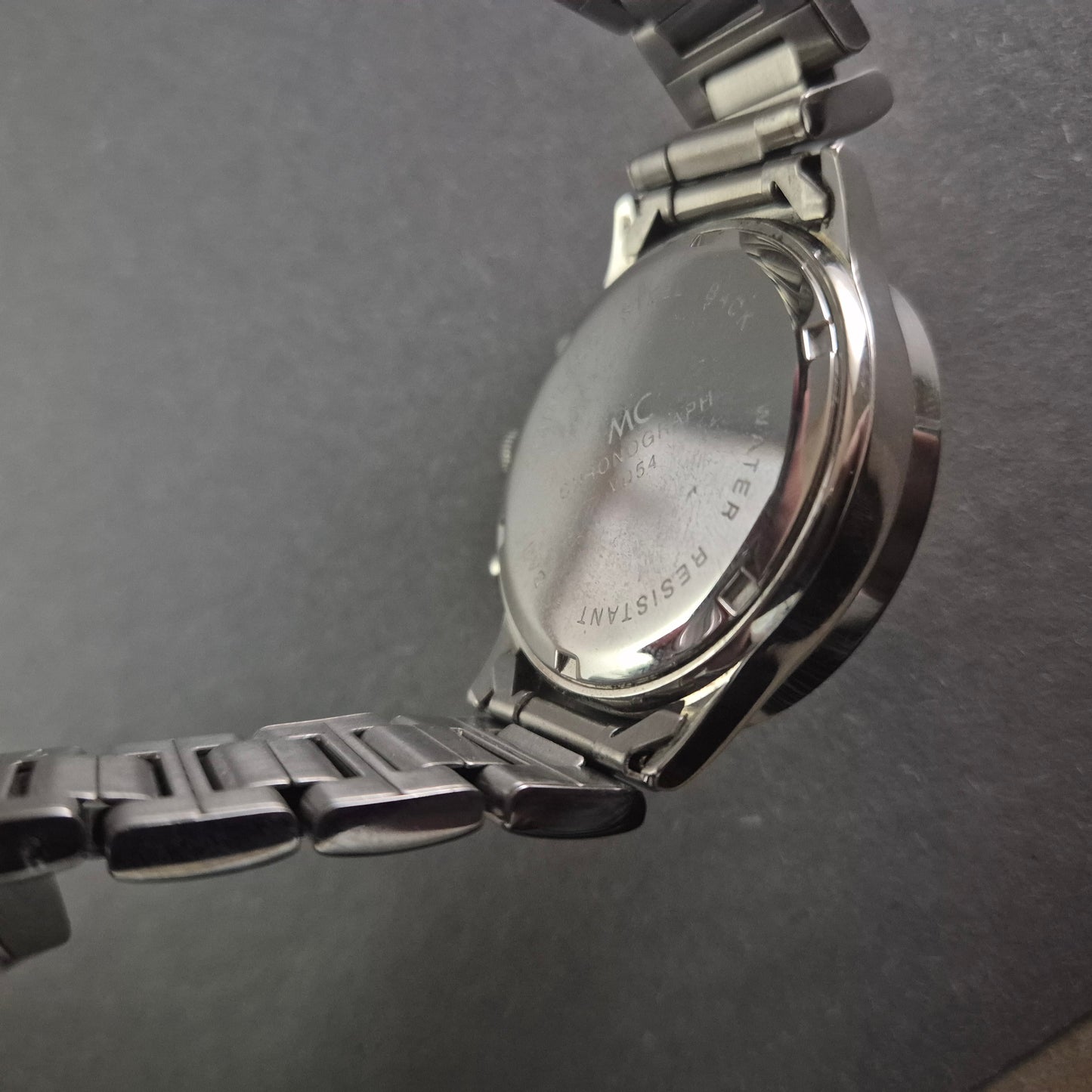 MC Chronograph Damenarmbanduhr – Eleganz mit Kristallbesatz