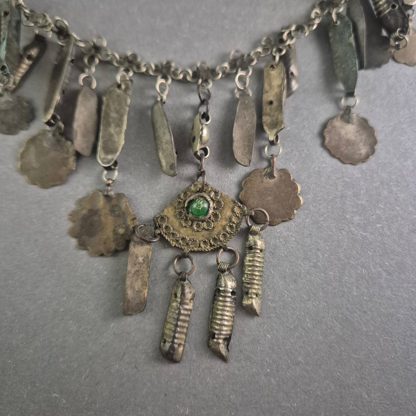 Antike marokkanische Silberkette – Handgefertigtes Nomaden-Schmuckstück