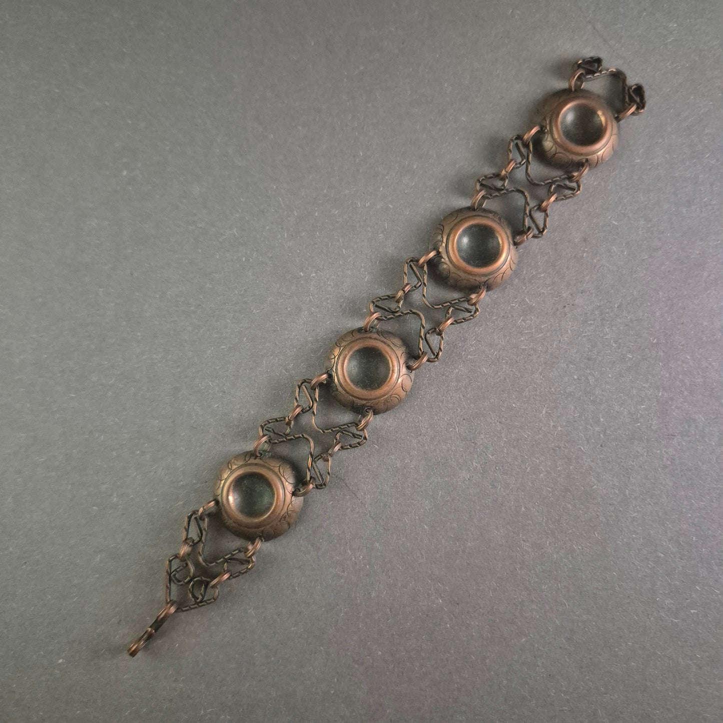 Antikes Kupferarmband – Handgefertigter Vintage-Stil