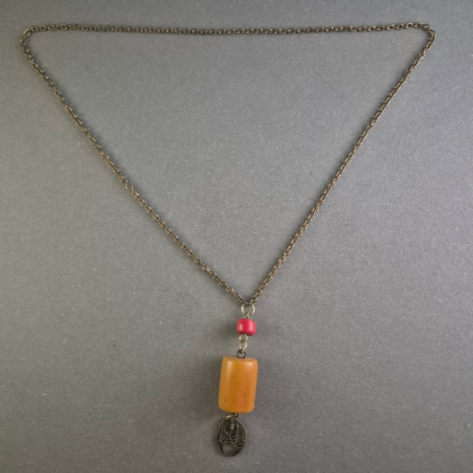 Antike Silberkette mit Bernstein- und Koralle-Perlen, Orientalisches Design