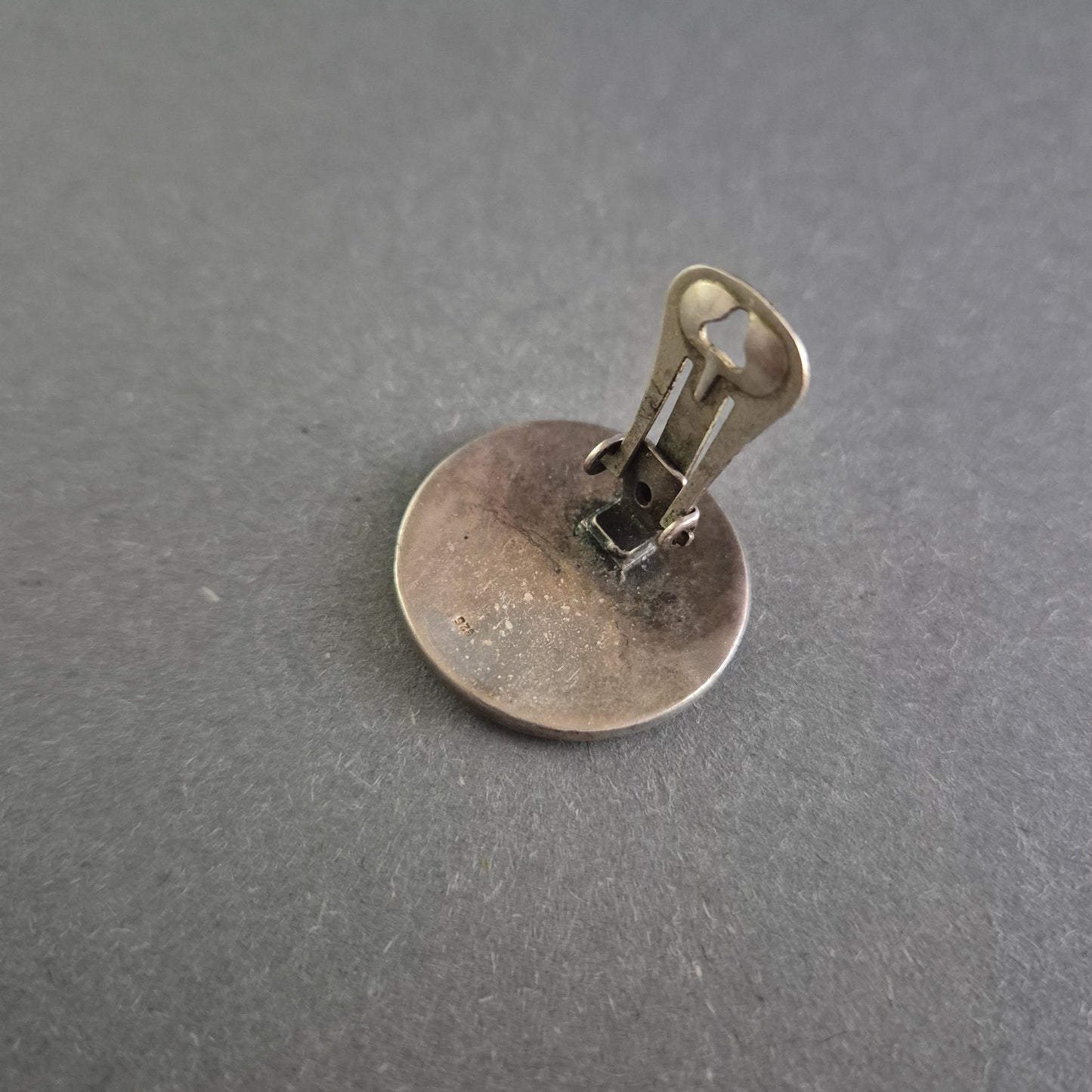 Vintage Silberne Anstecknadel mit Bergmotiv