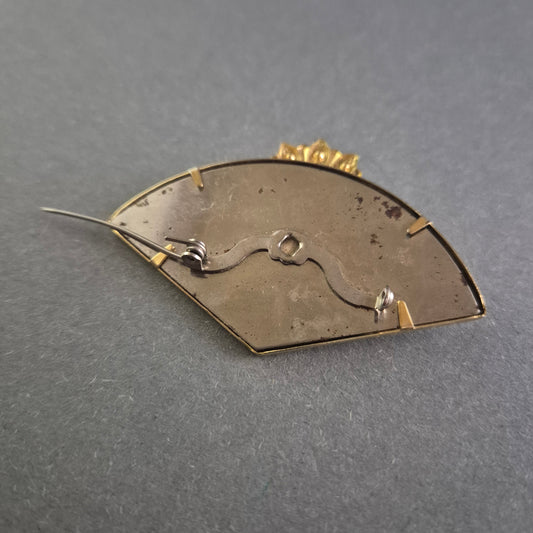 Vintage Brosche im Fächerdesign – Eleganz mit Perlmutt und Goldakzenten