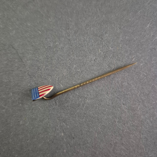 Vintage Anstecknadel mit USA-Wappen – Patriotic Style in Emaille