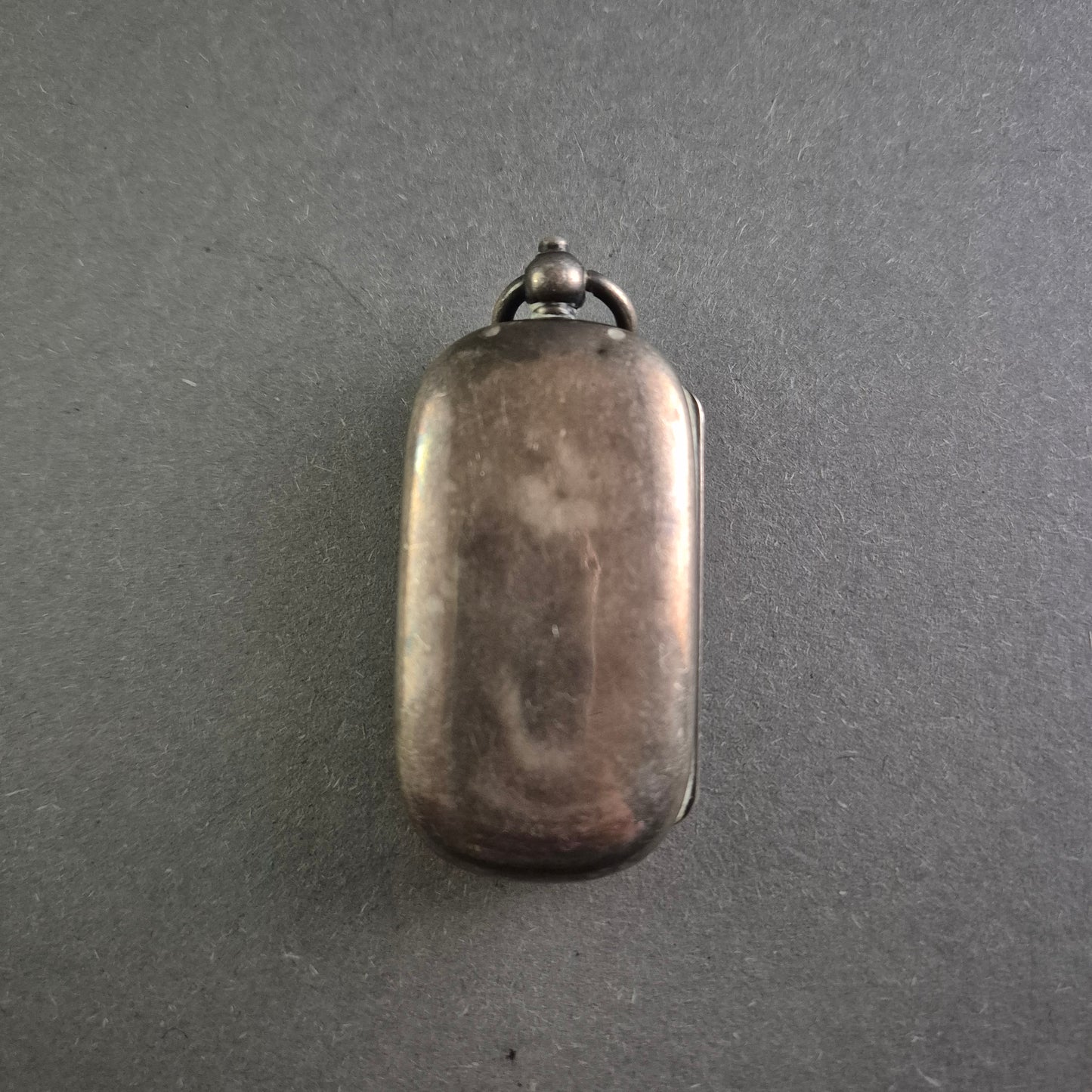 Antikes Silbernes Etui – Doppeldöschen mit Anhänger