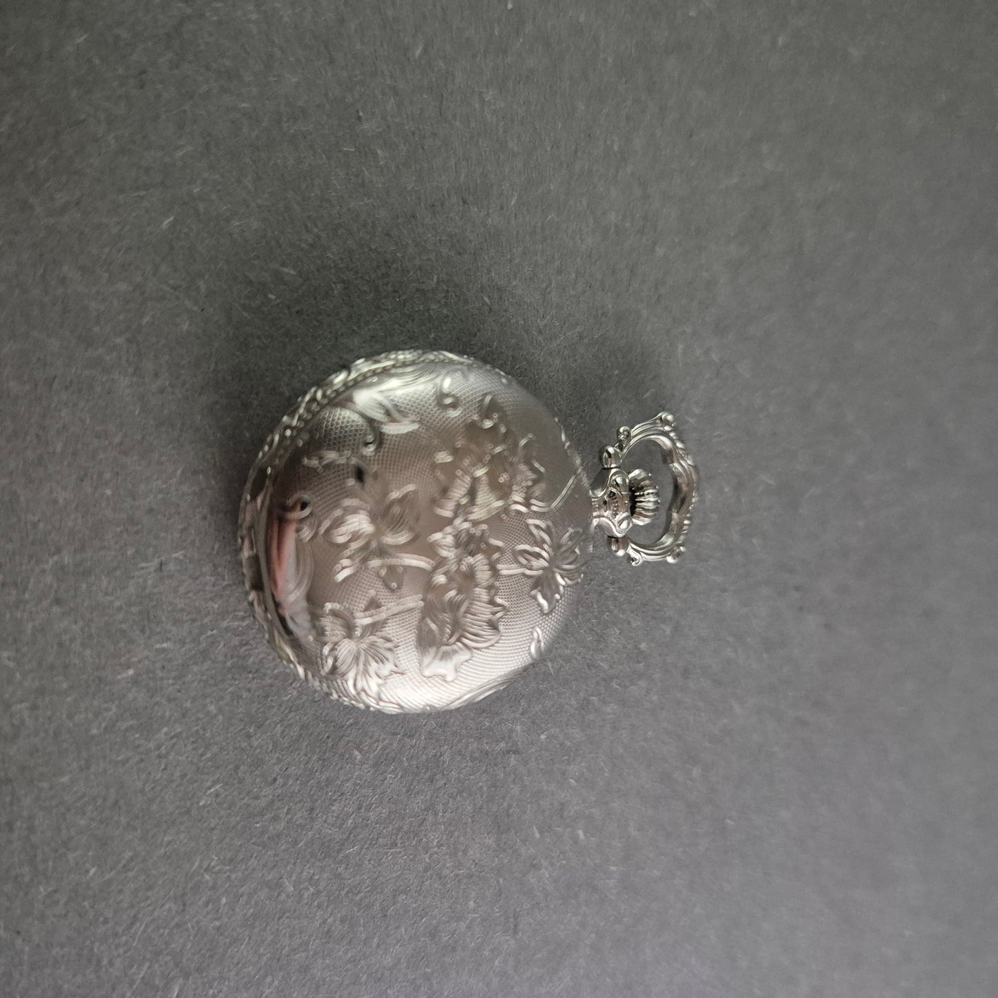 Elegante Sinn Taschenuhr – Florale Gravur im klassischen Design