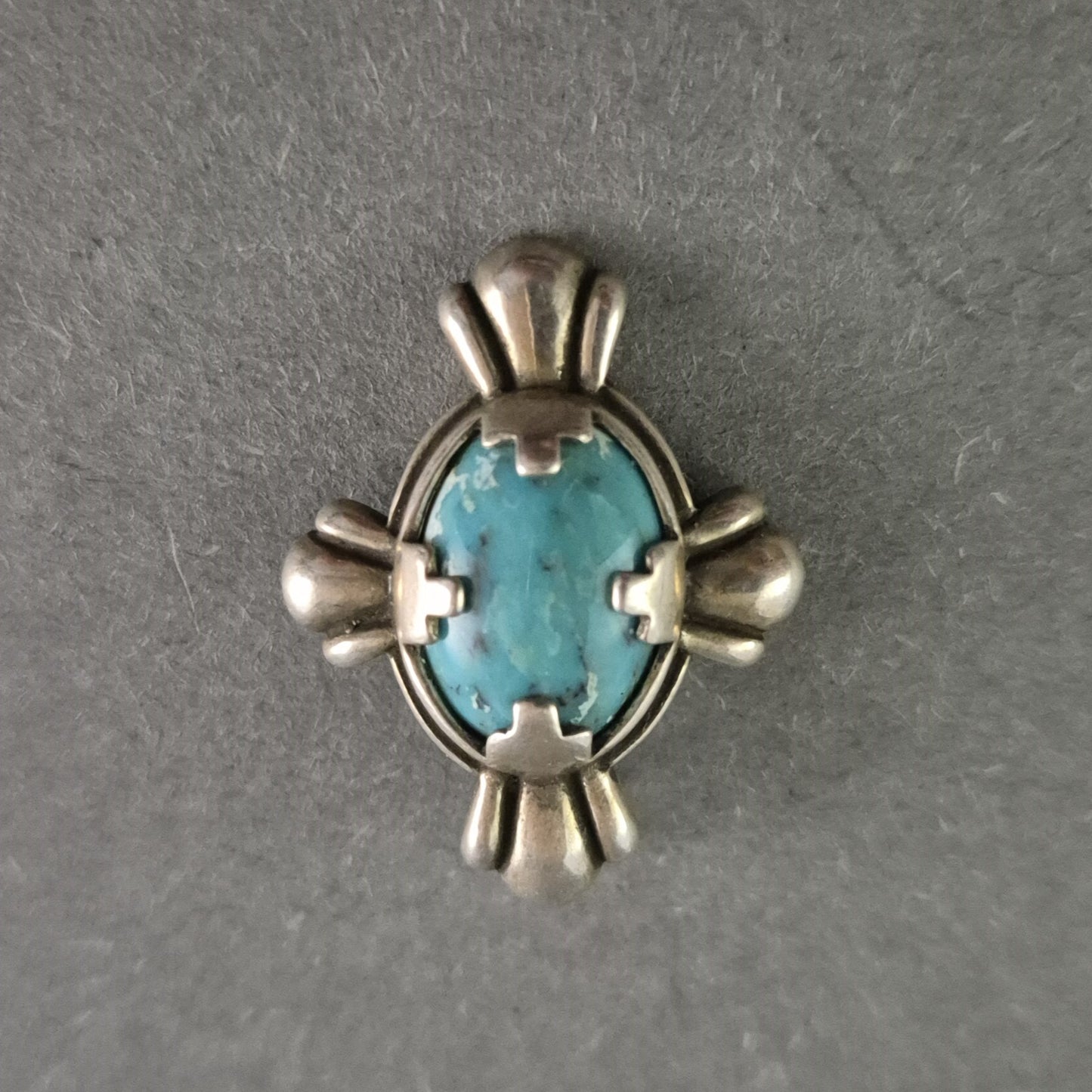 Vintage Sterling Silber Anhänger mit Türkis – Exquisite Handwerkskunst