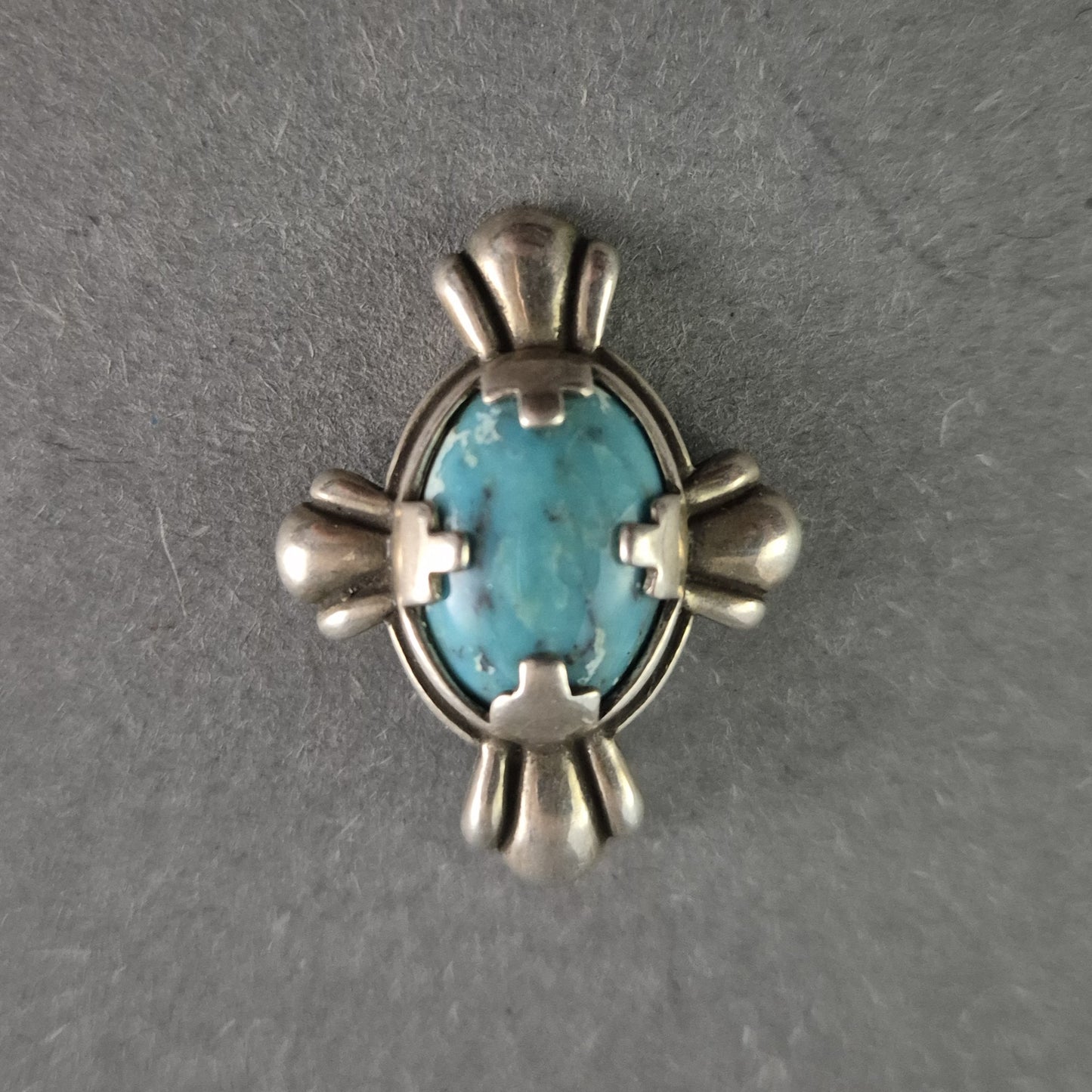 Vintage Sterling Silber Anhänger mit Türkis – Exquisite Handwerkskunst