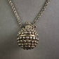 Vintage Sterling Silber Kugel-Anhänger – Extravagantes Design mit Kette
