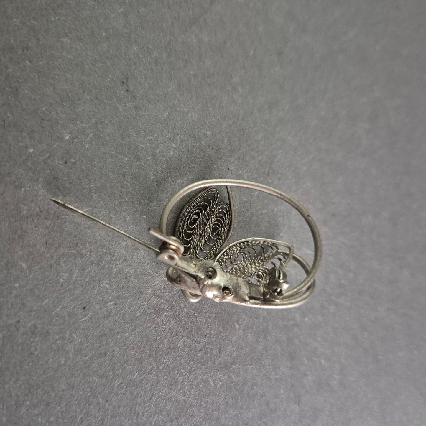 Filigrane Vintage-Brosche – Elegantes Blätter-Design aus Silber