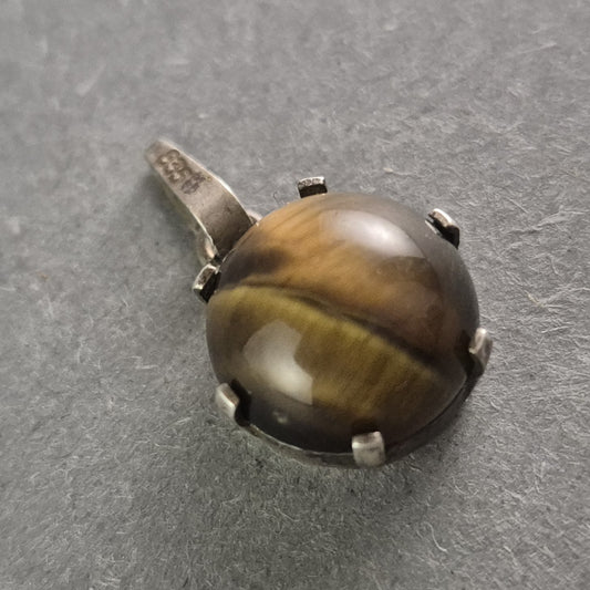 Vintage Anhänger mit Tigerauge und 835er Silber – Mystische Eleganz