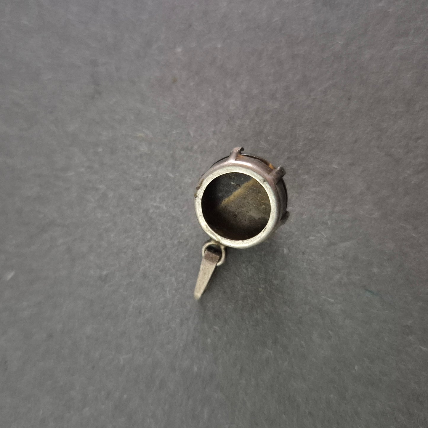 Vintage Anhänger mit Tigerauge und 835er Silber – Mystische Eleganz