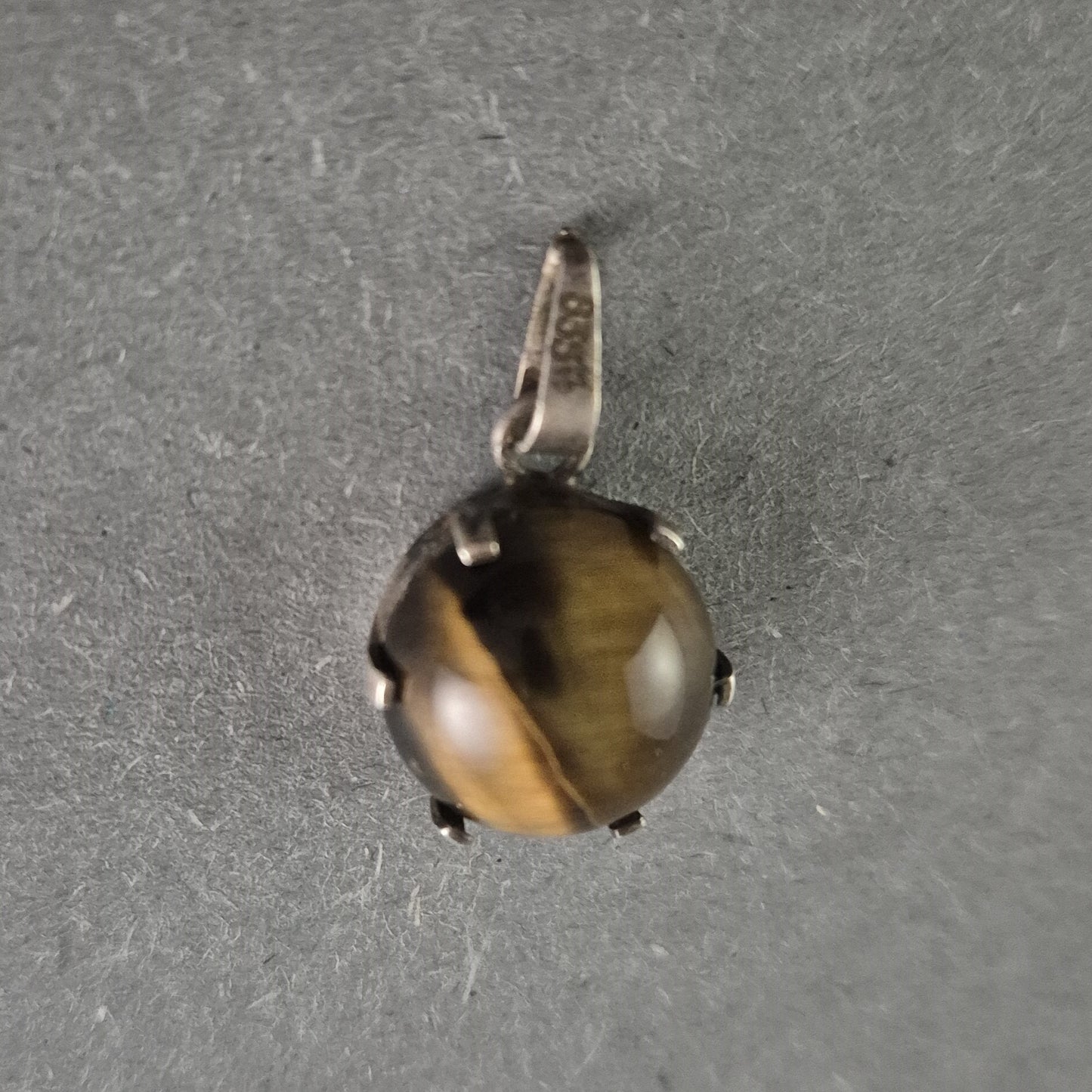 Vintage Anhänger mit Tigerauge und 835er Silber – Mystische Eleganz