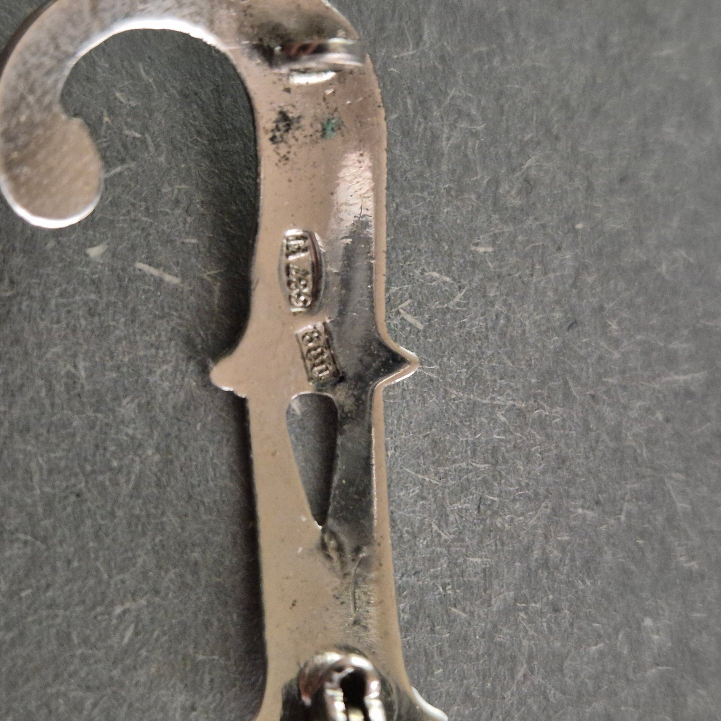 Vintage Buchstaben-Anhänger "J" aus 835er Silber – Elegantes Monogramm