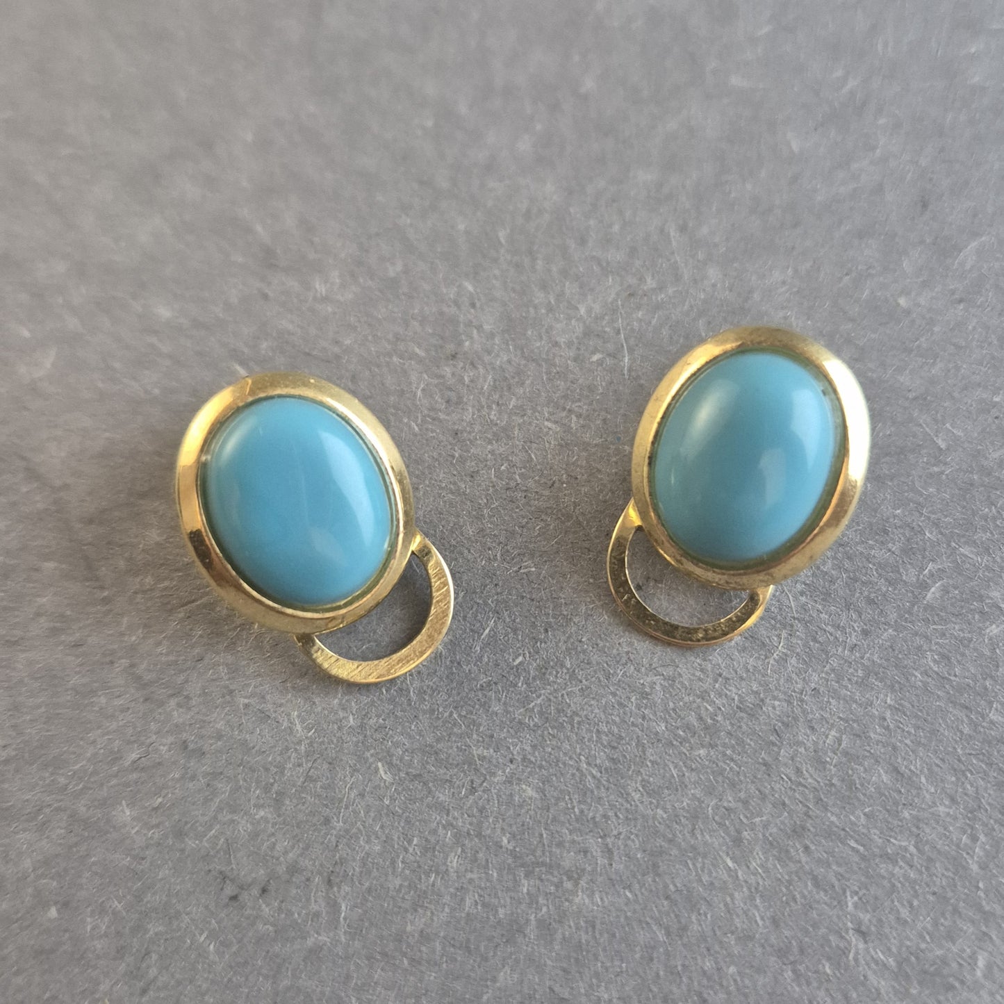 Vintage Clip-Ohrringe mit Türkis – Elegante Retro-Akzente