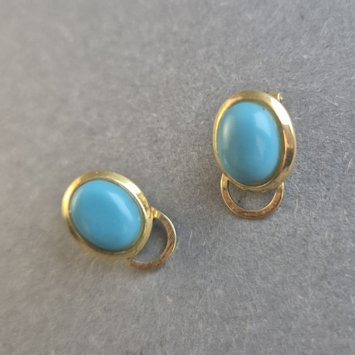 Vintage Clip-Ohrringe mit Türkis – Elegante Retro-Akzente