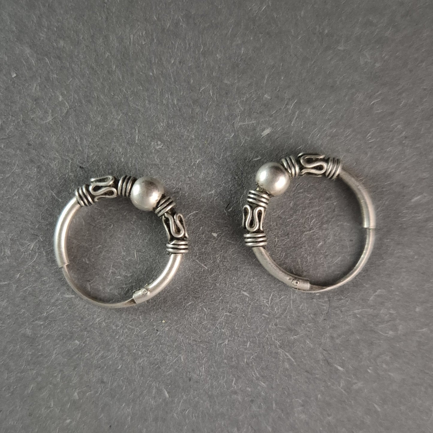 Vintage Bali Creolen aus Silber – Ethno-Charme und zeitlose Eleganz