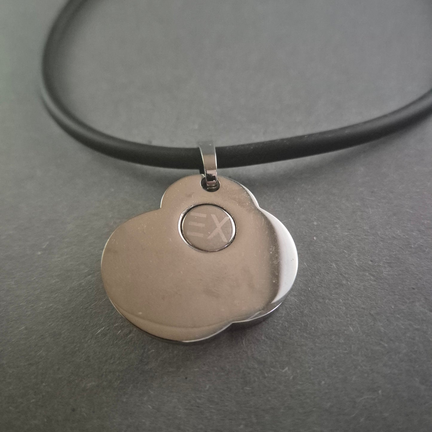 Elegantes Schmuck-Set mit Blüten-Design – Zeitlose Schönheit aus Edelstahl