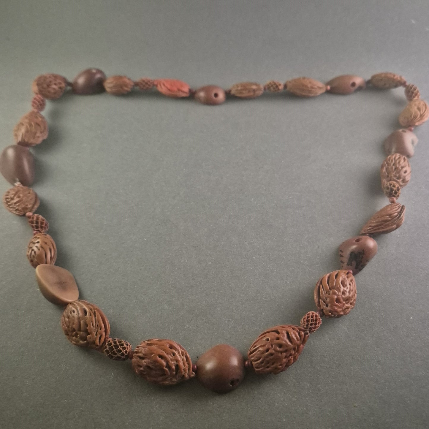 Natursamen-Halskette Einzigartiger Ethno-Schmuck aus natürlichen Materialien