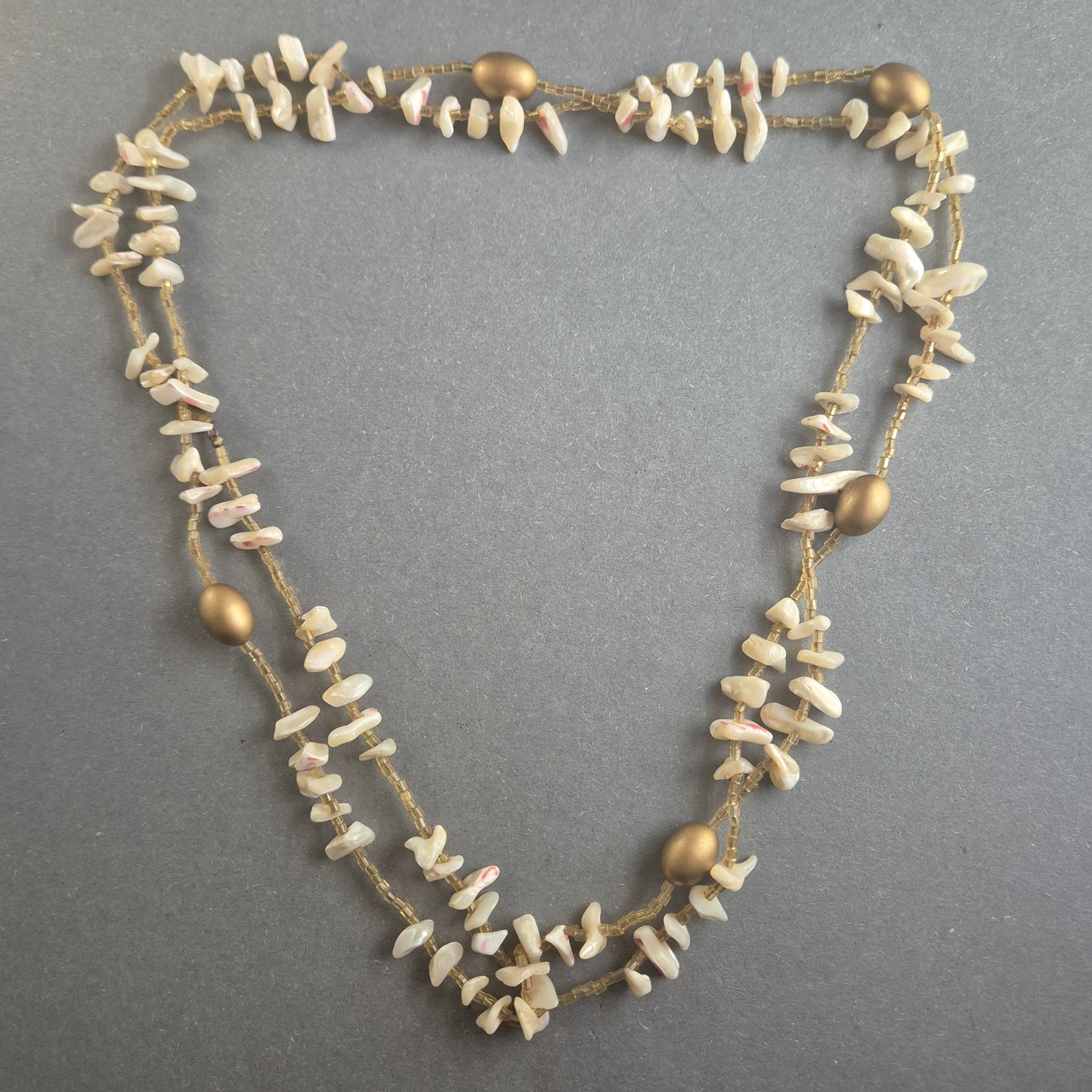 Halskette mit Muschel- und Glasperlen Maritime Eleganz