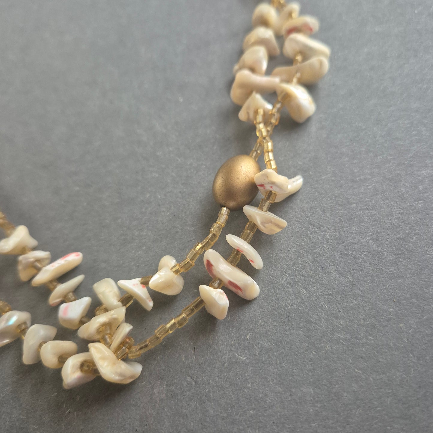 Halskette mit Muschel- und Glasperlen Maritime Eleganz