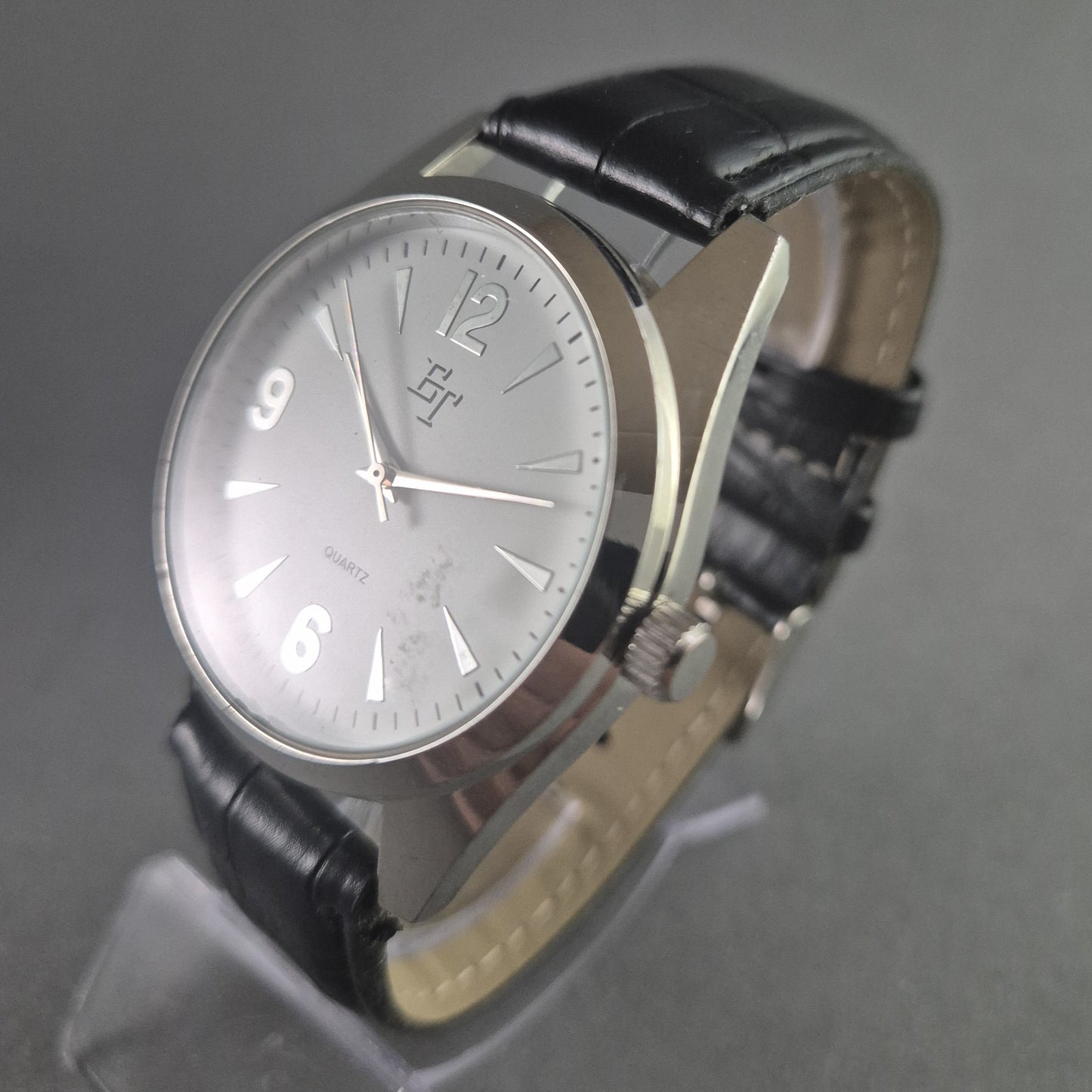 Elegante ET Herrenarmbanduhr – Minimalistisches Design mit Lederarmband