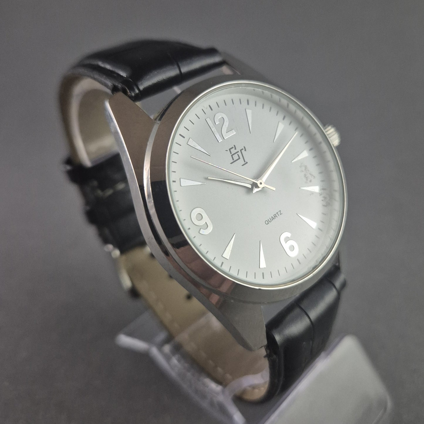 Elegante ET Herrenarmbanduhr – Minimalistisches Design mit Lederarmband