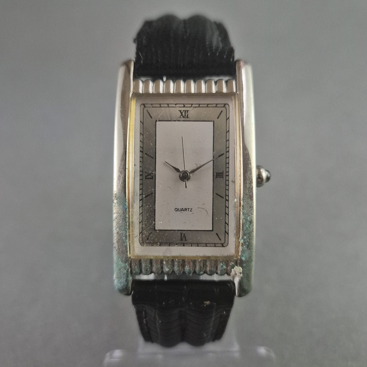 Elegante C&A Düsseldorf Herrenarmbanduhr – Zeitloses Design mit Lederarmband