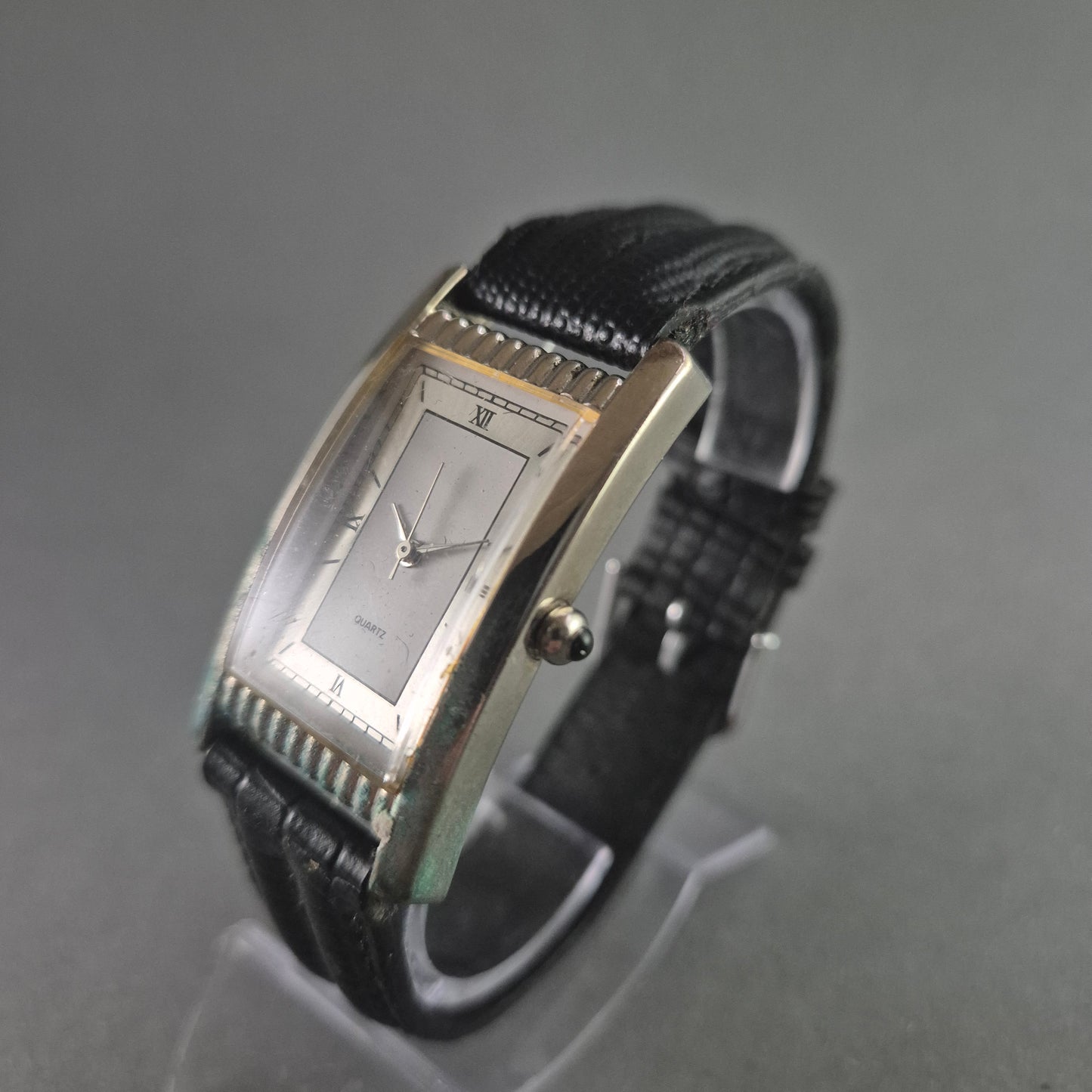 Elegante C&A Düsseldorf Herrenarmbanduhr – Zeitloses Design mit Lederarmband