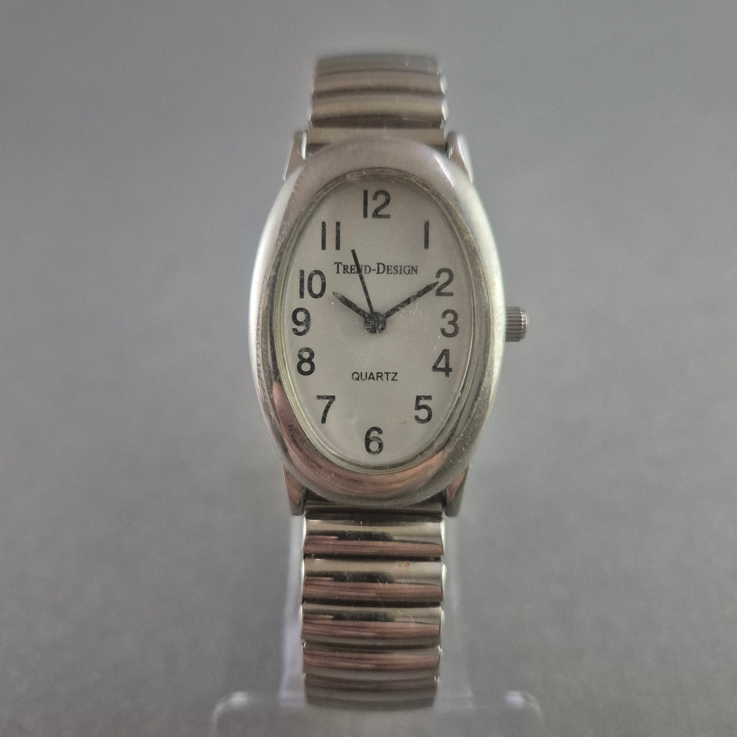 Zeitlose Edelstahl Damenarmbanduhr – Klassisches Design mit Flexband