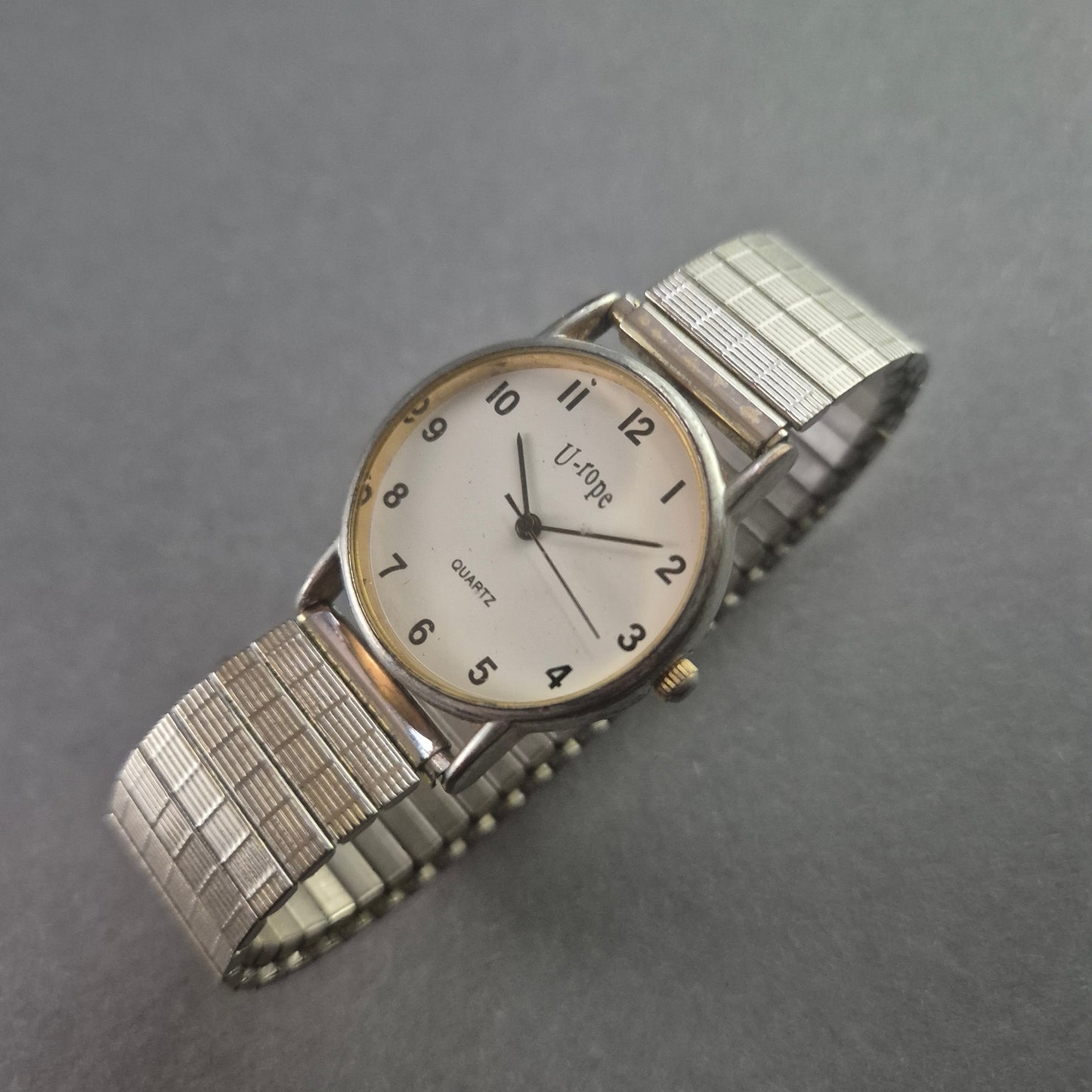 Elegante U-rope Herrenarmbanduhr – Klassisches Design mit Edelstahlarmband