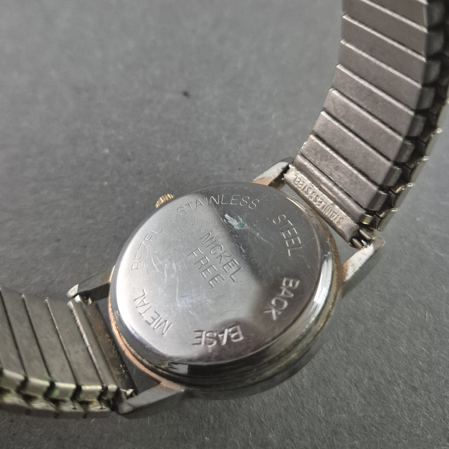 Elegante U-rope Herrenarmbanduhr – Klassisches Design mit Edelstahlarmband