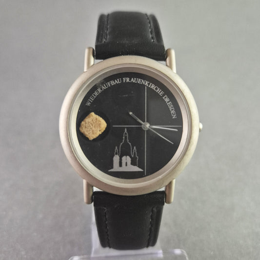 Limitierte Gedenkuhr – Wiederaufbau Frauenkirche Dresden mit Originalstein