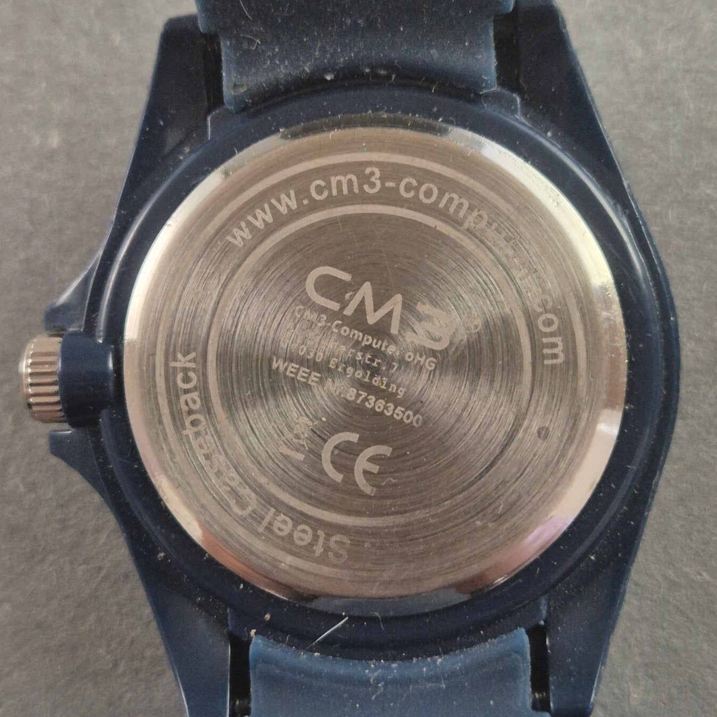 Stilvolle CM3 Armbanduhr – Sportliches Design mit Wasserschutz