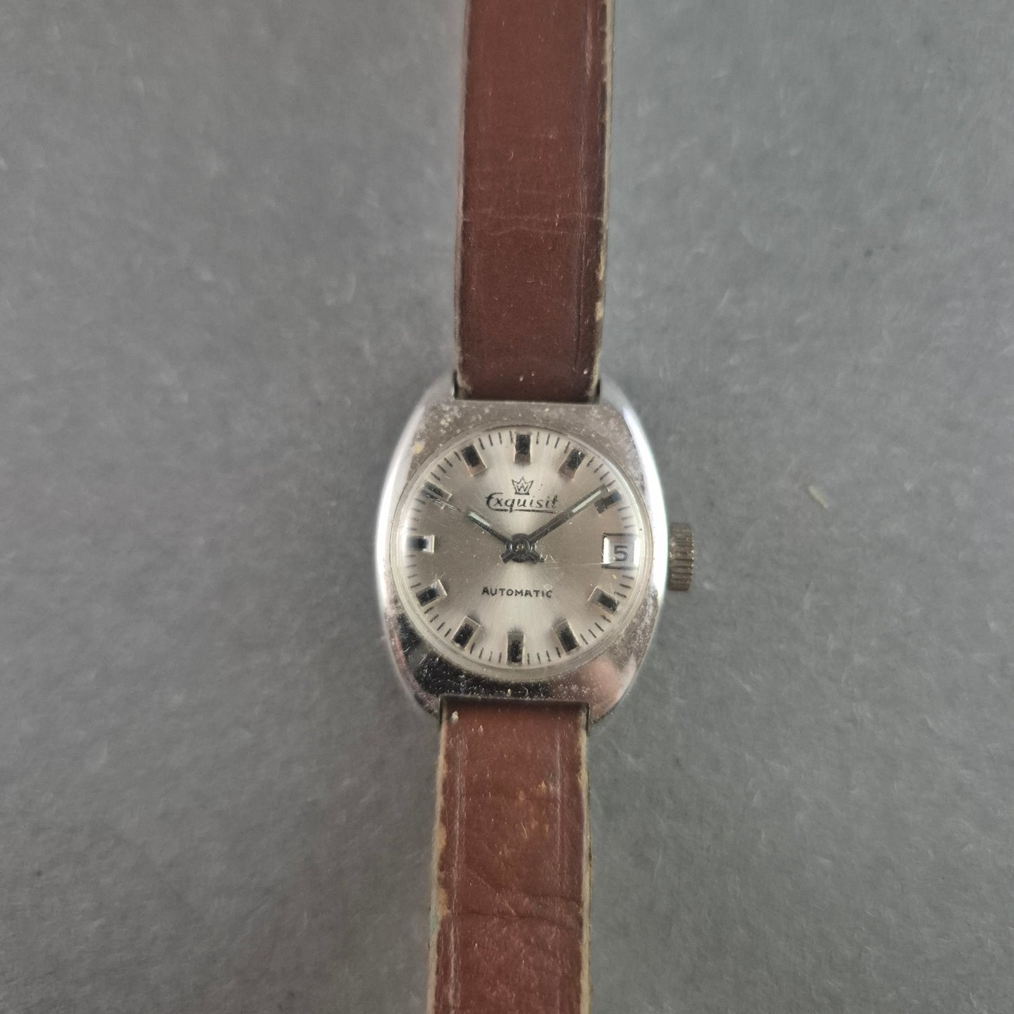 Exquisit Automatik Armbanduhr – Klassisches Design mit Lederarmband