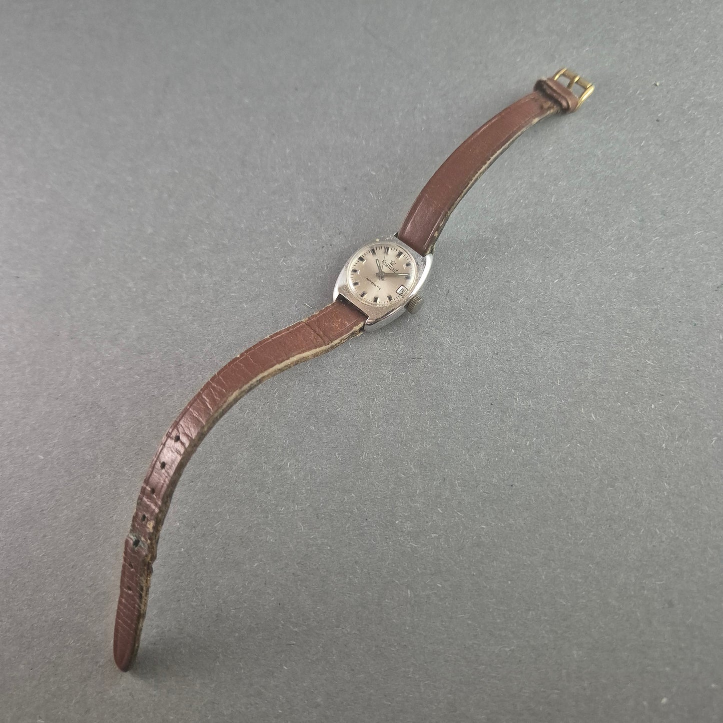 Exquisit Automatik Armbanduhr – Klassisches Design mit Lederarmband