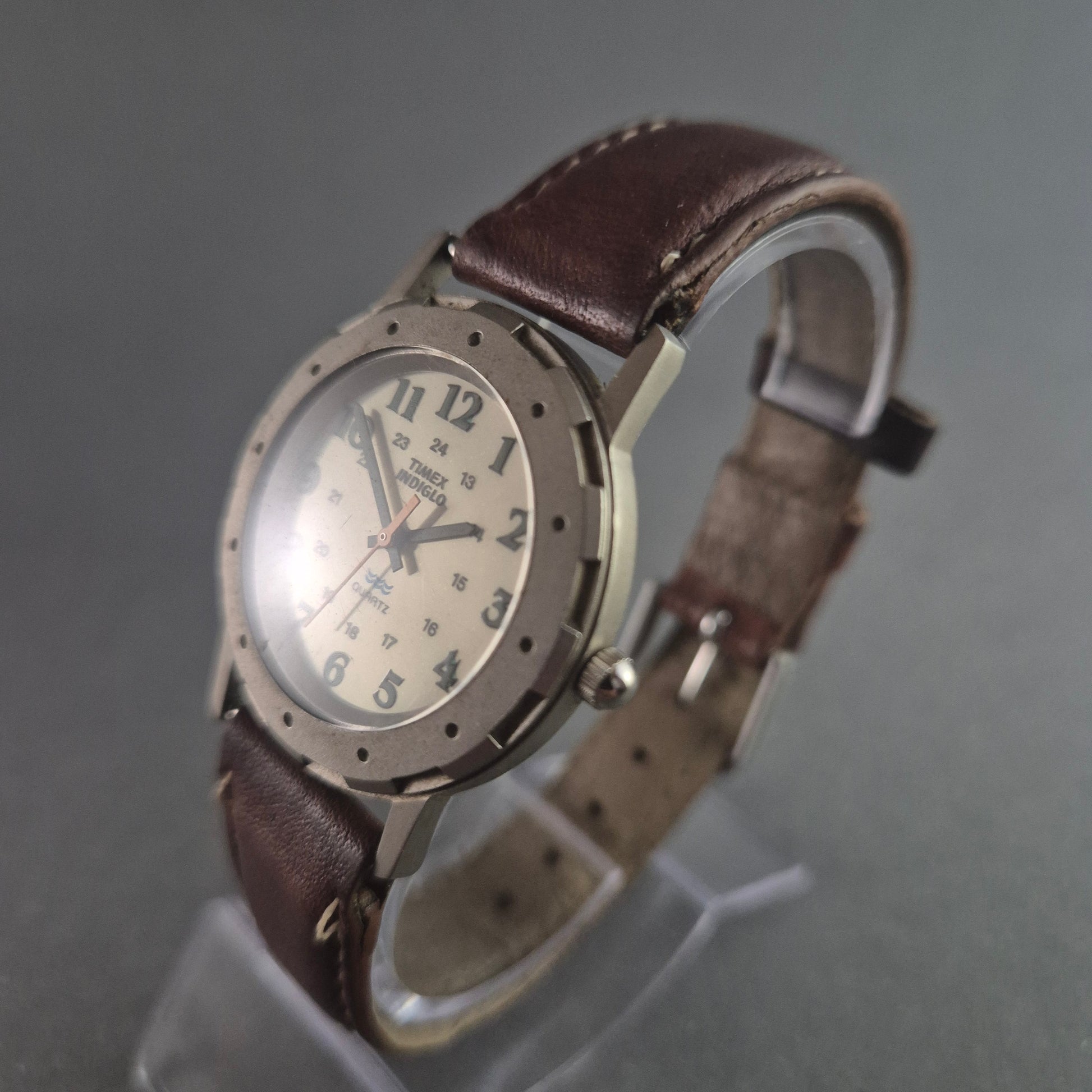 Timex Indiglo Timex Damenuhr Alt Timex Weißes Zifferblatt Indiglo