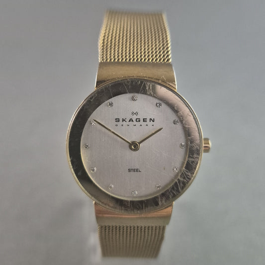 Elegante Skagen Damenarmbanduhr – Goldenes Mesh-Design aus Edelstahl