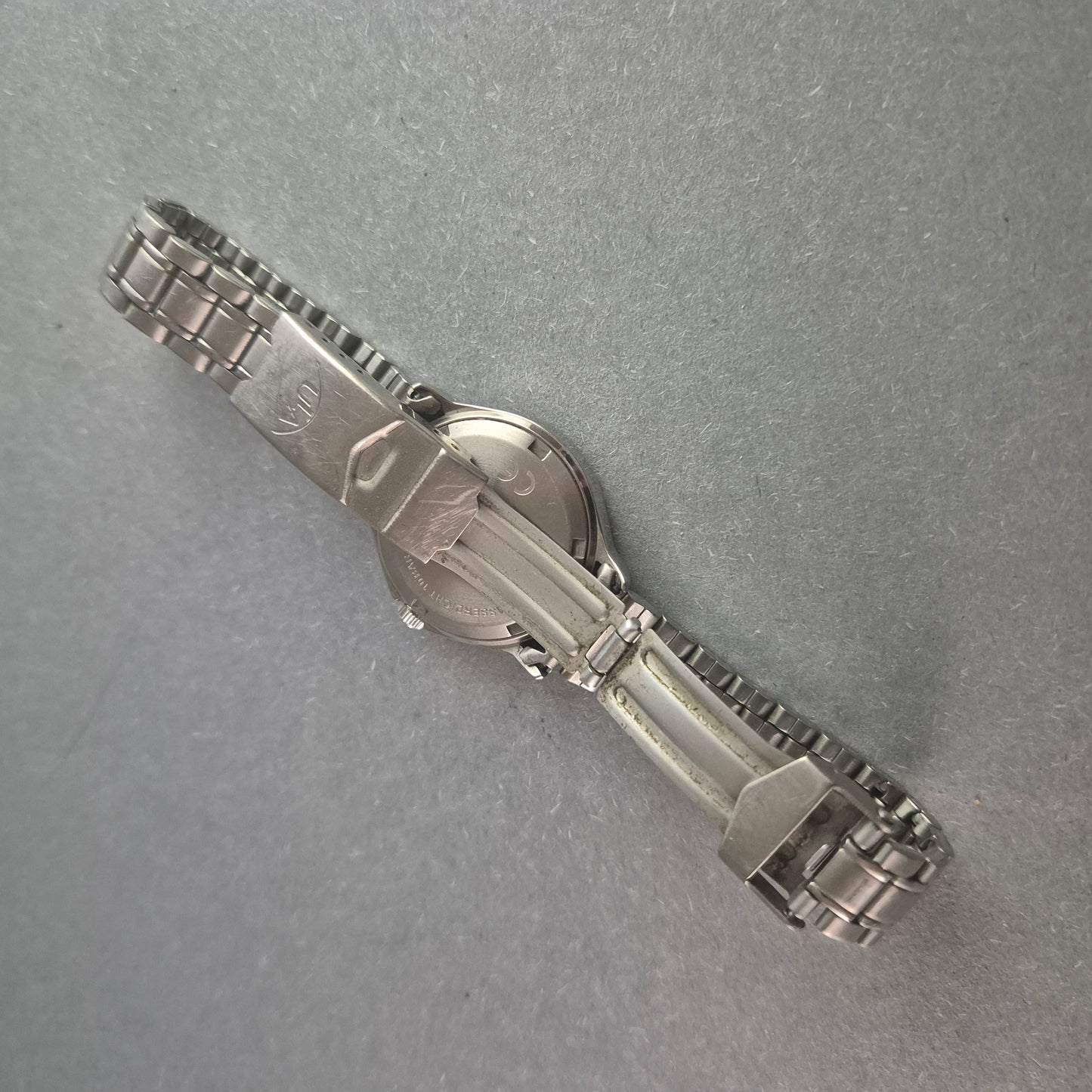 Elegante ULA Titan Herrenarmbanduhr – Robustes Design mit Saphirglas