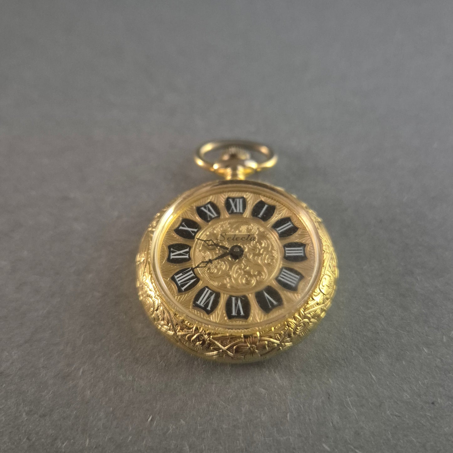 Elegante Selecta Taschenuhr – Antikes Design mit römischen Ziffern