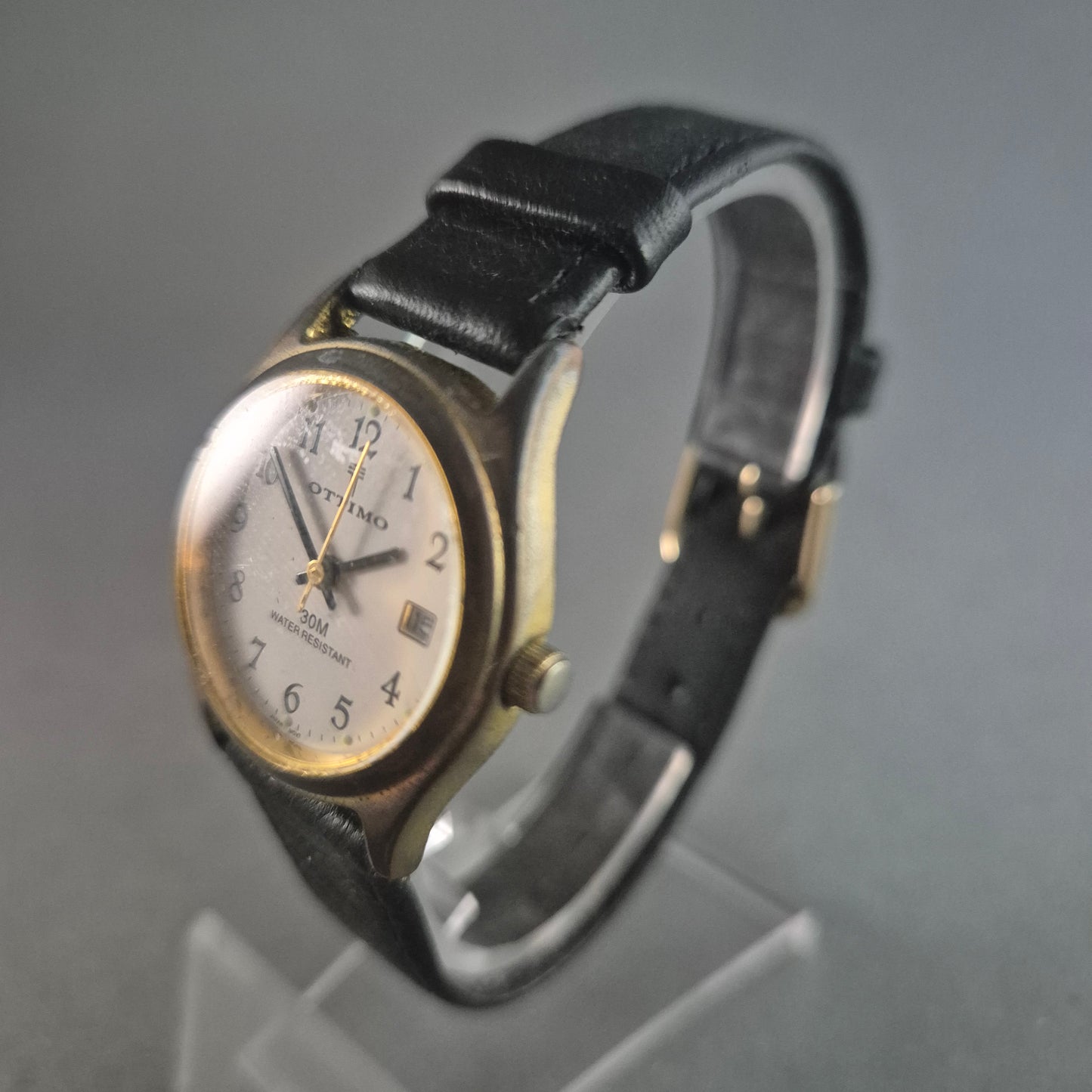 Klassische Ottimo Armbanduhr – Zeitloses Design mit Lederarmband