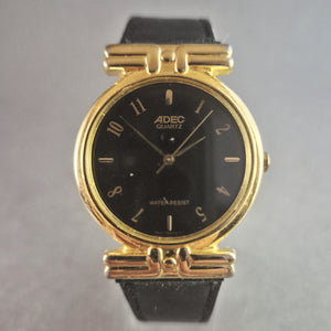 Elegante ADEC Herrenarmbanduhr – Klassisches Design mit Goldakzenten