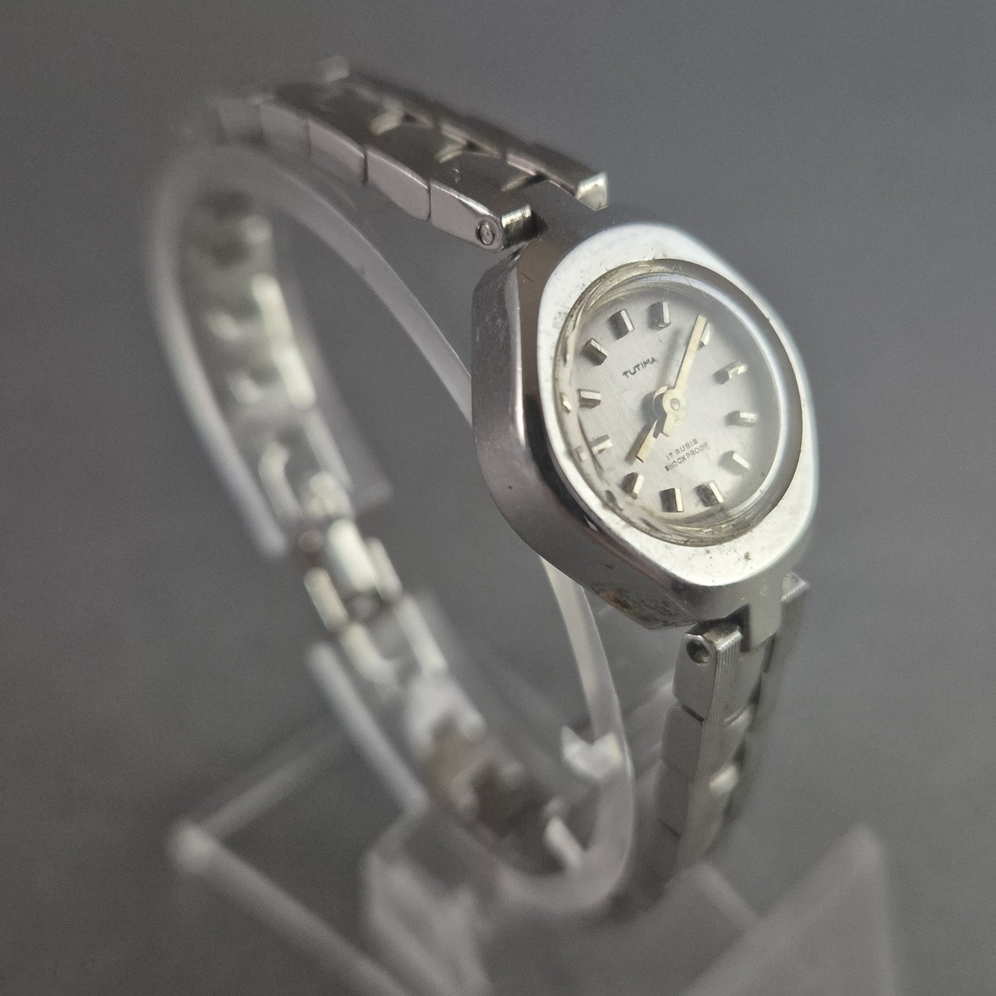 Vintage Tutima Damenarmbanduhr – Zeitloses Design mit 17 Rubinen