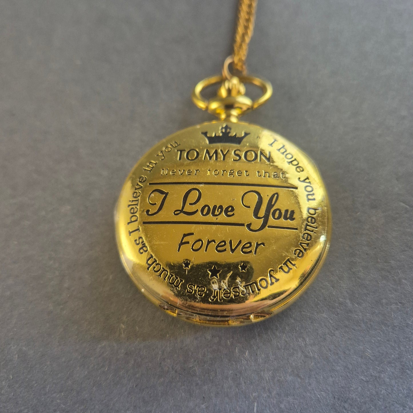 Elegante Taschenuhr mit Gravur – Liebevolle Botschaft „To My Son“